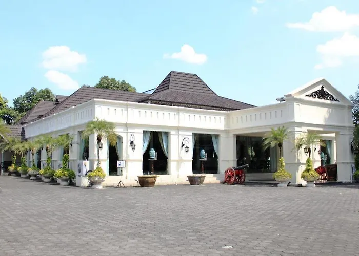 Hotel Laksana Solo Managed By Dafam
